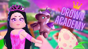 Hatching My First Pet Egg Crown Academy Roblox Youtube
