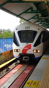 Footage taken on one of the trains in the aftermath of the crash showed broken glass and distressed passengers, some of whom appeared to be covered in blood. Lrt Kelana Jaya Line Kuala Lumpur Aktuelle 2021 Lohnt Es Sich Mit Fotos