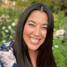 Adrianna Blackman's Instagram, Twitter & Facebook