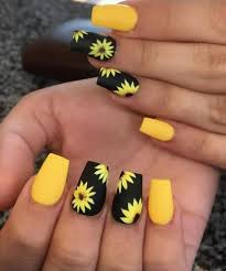 Agosto 22, 2017 às 11:20 pm. Esmalte Amarelo 37 Ideias Lindas De Unhas Decoradas Com A Cor Rafaela Gomes Barbosa