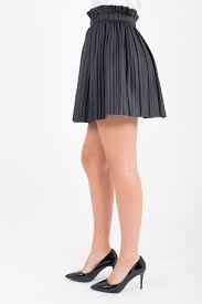 Ça à été la grande tendance l'hiver dernier, mais moi, j'avais pas eu le coup de cœur pour la jupe ! Jupe Plissee Simili Cuir 57 Remise Www Muminlerotomotiv Com Tr