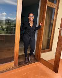 Mitchelle ntalami celebrates makena njeri s birthday as she introduces makena to her mother. A Flye On Twitter I Just Went Through Makena Njeri S Instagram And As A Man I Need To Rethink My Wardrobe Lady Matches Her Outfits In A Way That Your Girl Will
