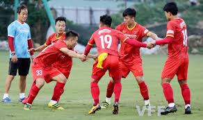Nguyễn hoàng đức để lại dấu ấn lớn trong 2 bàn thắng của clb viettel trước đội khách bình dương ở vòng 3 v.league tối 14/3. Hoang Ä'á»©c Cháº¥n ThÆ°Æ¡ng Tháº§y Park Láº¡i Ä'au Ä'áº§u Tuyáº¿n Giá»¯a