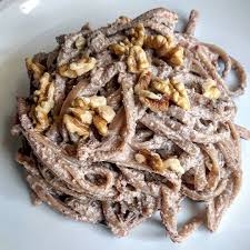 Pasta fresca come prepararla senza uova cappelletti fatti in casa. Linguine Integrali Con Crema Di Radicchio E Noci Habemus Fame