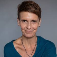 Bumped into ex CYT cracker ( lovely Nerys ) in the Co ee . She hasn't  changed or aged a bit. Great to see you mate x