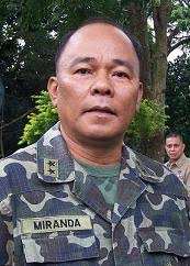 Former Marine commandant seeks freedom for his men