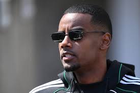 BREAKING: Alexander Isak breaks silence