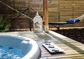 Cabane Pour Amoureux Avec Jacuzzi Privatif Bassin D Arcachon Jacuzzi Exterieur Jacuzzi Exterieur