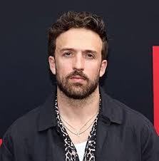 Efrain Villa: Movies, TV, and Bio