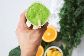 Pregnancy announcement ideas for parents. 5 Minute Pregnancy Green Smoothie