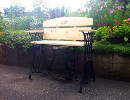 Diy Bank Gartenbank Aus Antiker Kayser Singer Nahmaschine Diy Bank Singer Nahmaschinen Gartenbank