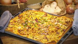 Klassischer Zwiebelkuchen Das Rezept Aus Essen Trinken Fur Jeden Tag Essen Und Trinken Essen Und Trinken Rezepte Rezept Zwiebelkuchen