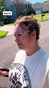 Kate Shanks (@katiewalksandtalks)