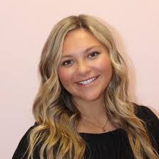 Camille Ely's Instagram, Twitter & Facebook