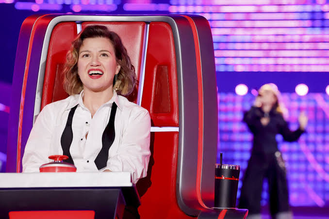 Kelly Clarkson Sets 'The Voice' Return for Season 30