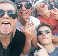 Petra Sterling (@pettrasterling)