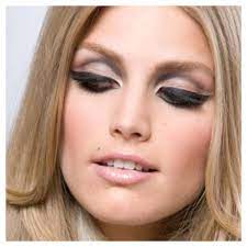 Pin By Porcelainbarbiedoll On Eye Make Up 60s Makeup Makeup Eyeliner 70s Hair And Makeup