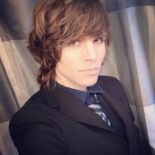 ryan cyr hot topic modeling pics