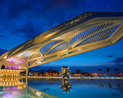 The museu do amanhã is located on the pier mauá, a highly prominent site in the port region of rio de janeiro. Brasil Rio De Janeiro O Museu Do Amanha Noite Luzes 640x960 Iphone 4 4s Papeis De Parede