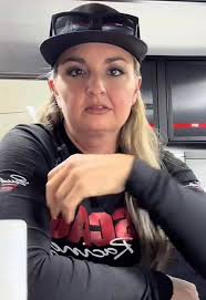 𝗔𝗖𝗧𝗜𝗩𝗘 𝗣𝗘𝗢𝗣𝗟𝗘 𝗣𝗟𝗘𝗔𝗦𝗘...𝗦𝗔𝗬 𝗬𝗘𝗦 😊