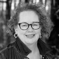 Dr. Sarah Guy, associate director of BEACON at Salisbury University, has  been named among Maryland's Top 100 Women for 2020 by The Daily Record.  http://ow.ly/vfd950yUjIH