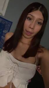 NAOMI RAMOS (@takeurputa.com)