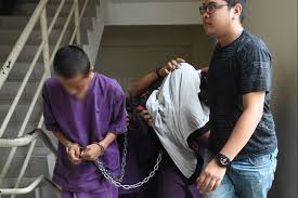 Nazrin dilapor meninggal dunia dalam satu kebakaran di kediamannya selepas sebuah telefon bimbit yang diletak sama ada di atas katil atau di sisi katil dipercayai meletup semasa sedang dicas semalaman. Wife And Teenage Stepsons Of Cradle Ceo To Be Officially Charged With Murder