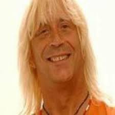 Nell'ottobre 2012, all'età di 53 anni, dichiara di aspettare un figlio e afferma, anche con riferimento a suo marito enzo paolo turchi: La Stessa Foto Di Enzo Paolo Turchi Ogni Giorno Publicaciones Facebook