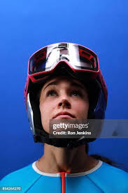 658 Sara Hendrickson Photos & High Res Pictures