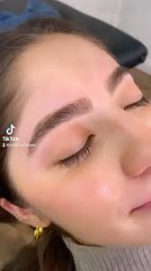 Setting these fresh brows with the @kelleybakerbrows Laminade! Available at  your next appointment! 🔥🔥🔥🔥
