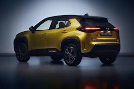 Plant your foot and feel the. New Toyota Yaris Cross Suv Revealed As Nissan Juke Rival Autocar