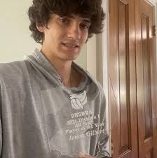 Jonah Gilbert (@jonahgilbertt) • Instagram photos and videos