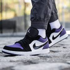 Nike Air Jordan 1 Low Court Purple 553558 125 In 2020 Air Jordans Casual Shoes Outfit Nike Sneakers Outfit