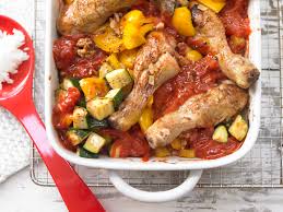 Hahnchenkeulen Auf Tomatengemuse Rezept Rezepte Tomate Gemuse Gutes Essen