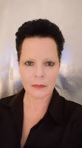 Nina Wild's Instagram, Twitter & Facebook