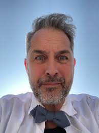 hi guys! im 20 and i grew up listening to stevie, i've listened to all of  his music and everytime feels like the first. my favorite song rn is  “telephone song”. what