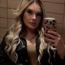 Shakers Public House