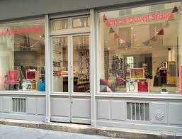 Disponibilità nelle quantità, e realizzazione su richiesta di. France Duval Stalla 24 Rue Mayet Paris 6 Mercerie Paris France Duval Stalla Mercerie