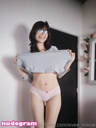 evee_meow Фото утечки OnlyFans обнаженная №5 - Nudogram v2.1