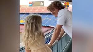 Find the perfect mia griezmann stock photos and editorial news pictures from getty images. Griezmann And Daughter Mia Witness The Camp Nou Echo As Com