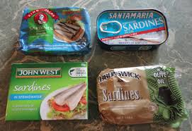 Another canned tuna distinction to note is whether it's packed in oil or water. Seeking Sardines Shop Ethical