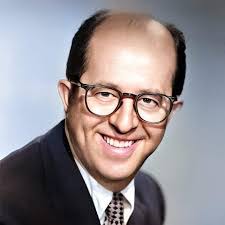 Phil Mccarty's Instagram, Twitter & Facebook