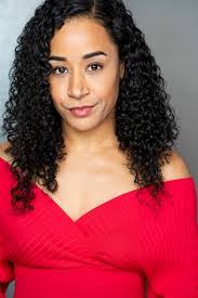 Megan Peeler's Instagram, Twitter & Facebook