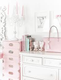 How To Make Your Workspace Pretty Girly J Adore Lexie Couture Girly Room Decor Girly Apartment Decor Chic Home Decor