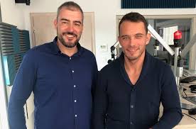 Csaba földes heißt sie auf seiner homepage willkommen! Lengyel Tamas A Sajat Konkurenciajat Epiti Foldes Eszter Dramai Beugrasa Rendezokent Kozszolgalat Hu