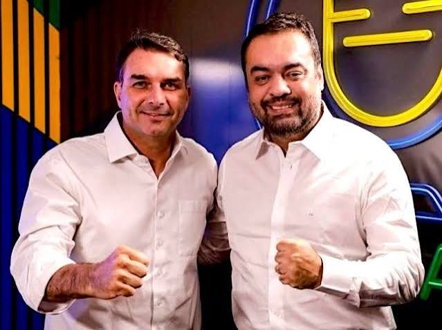 Eleições 2026: Partido Liberal tenta conter crises de Flávio Bolsonaro e Cláudio Castro | VEJA