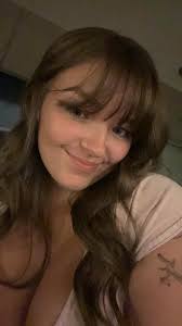 Hi!! I'm hoping to find a roommate or a few to move sometime soon in the  Wicker Park or West Loop(but I'm open to anywhere!) I'm hoping to spend  $1000 a month