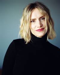 Elizabeth Jarrard's Instagram, Twitter & Facebook