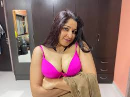 Bhabhi in saree blowjob and big boobs showing - FSI Blog