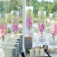 A lovely arrangement of flowers can complement your furnishings. Vase Mariage Cylindrique 60cm Centre De Table Original Centre De Table Pour Mariage Idee Deco Vase Centre De Table Mariage